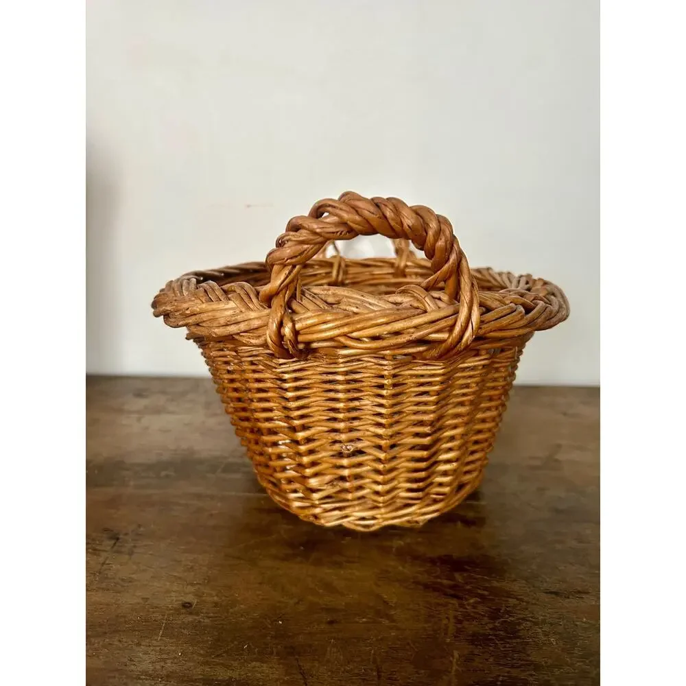 Vintage Wicker Handled Basket | Shabby Chic | Cottagecore | Farmhouse